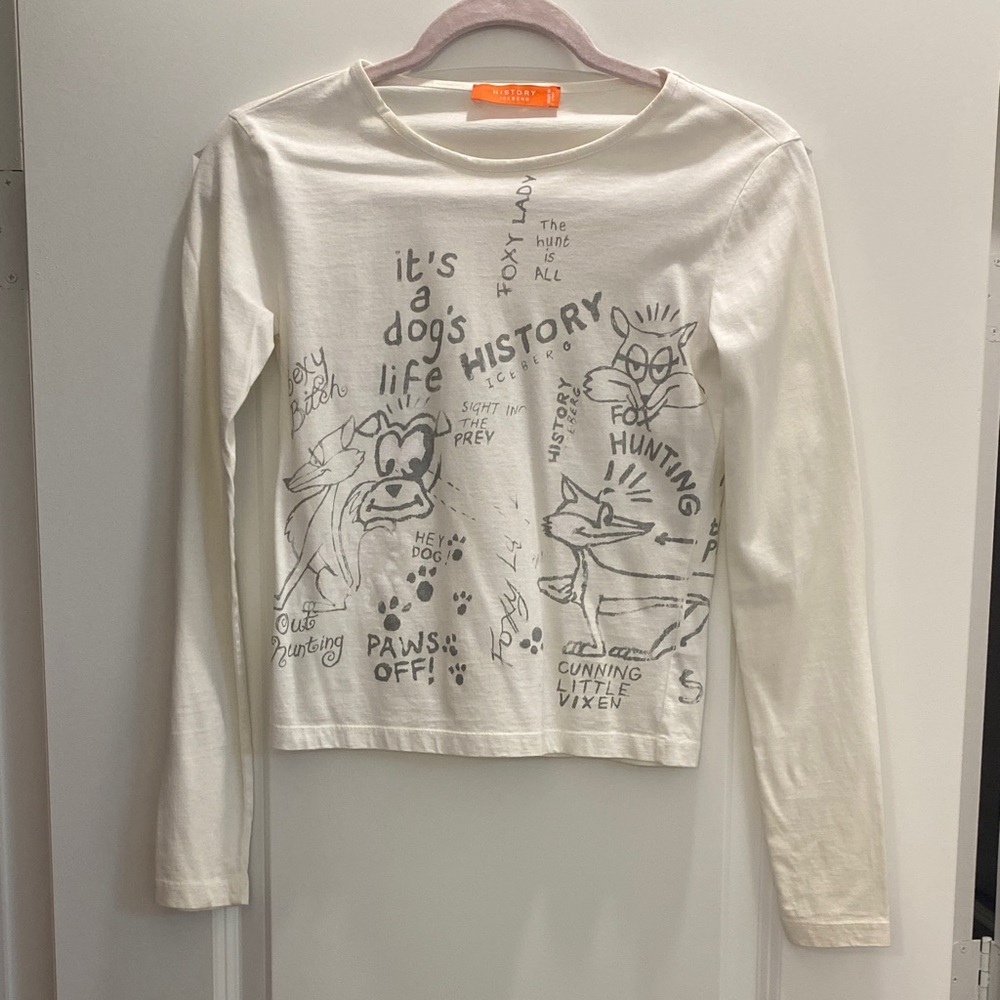 Women’s  Graphic Long Sleeve Tee - White